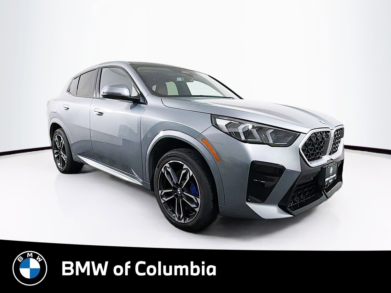 Used 2025 BMW X2 xDrive28i w/ M Sport Package image 1