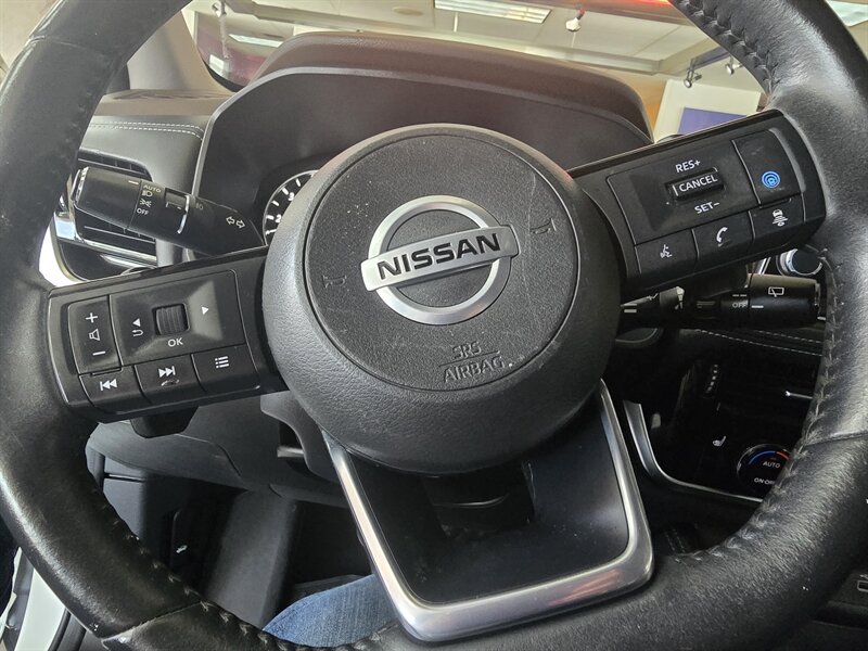 Used 2021 Nissan Rogue SL AWD/4WD image 28