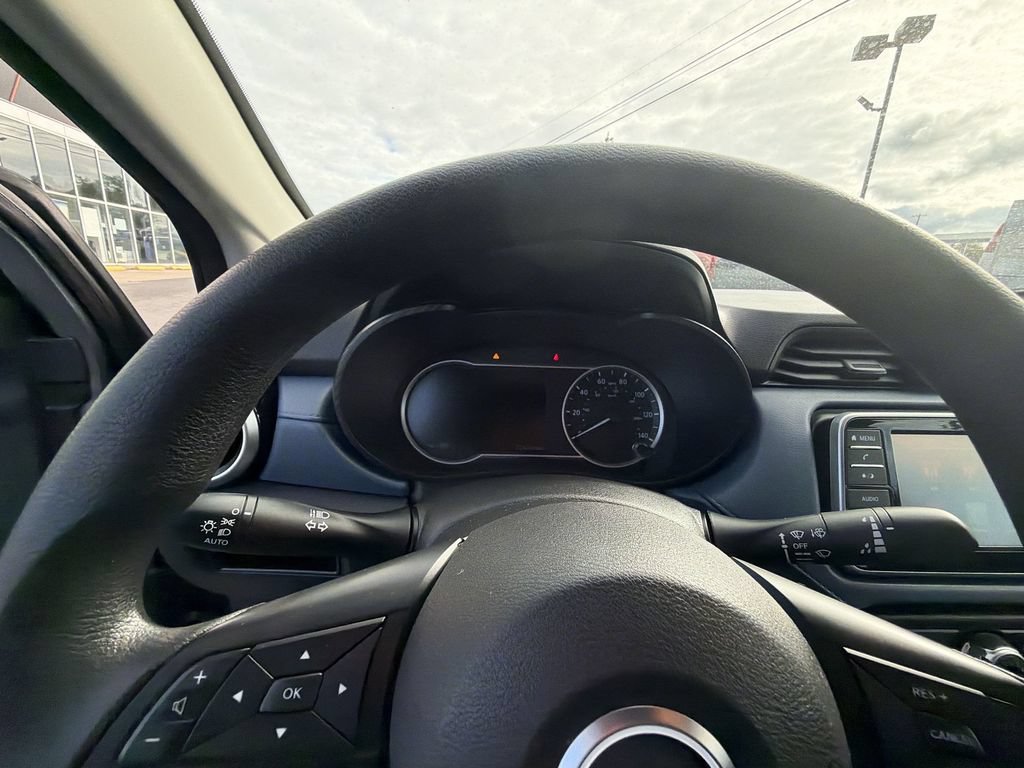 Used 2024 Nissan Versa SV FWD image 15