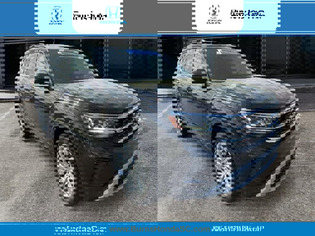 Used 2023 Volkswagen Atlas SE image 1