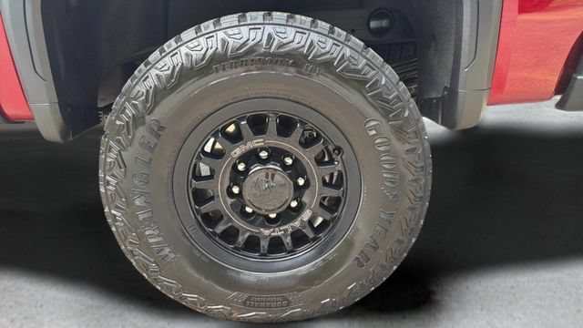 Used 2025 GMC Sierra 2500 AT4X w/ AT4X AEV Edition AWD/4WD image 31