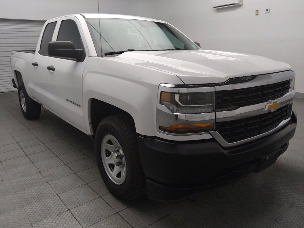 Used 2018 Chevrolet Silverado 1500 W/T w/ Trailering Package AWD/4WD image 13