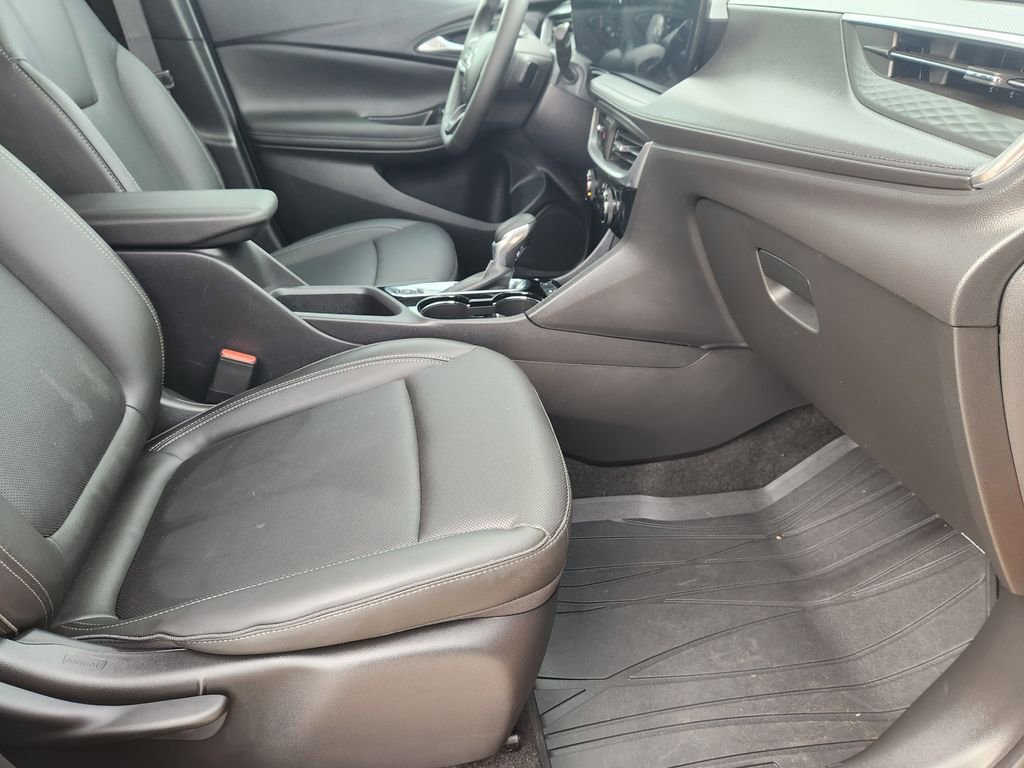 Used 2024 Buick Encore GX Sport Touring image 15