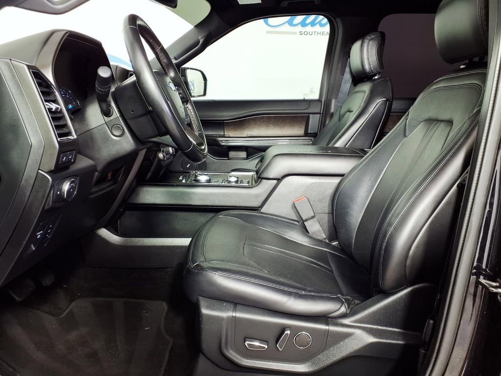 Used 2019 Ford Expedition Max Limited image 7