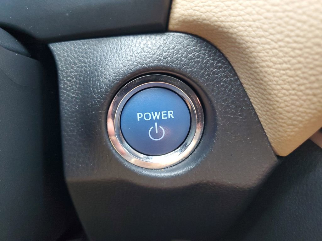 Certified 2021 Toyota RAV4 Limited AWD/4WD image 29
