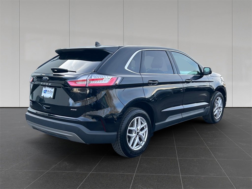 Used 2023 Ford Edge SEL image 5