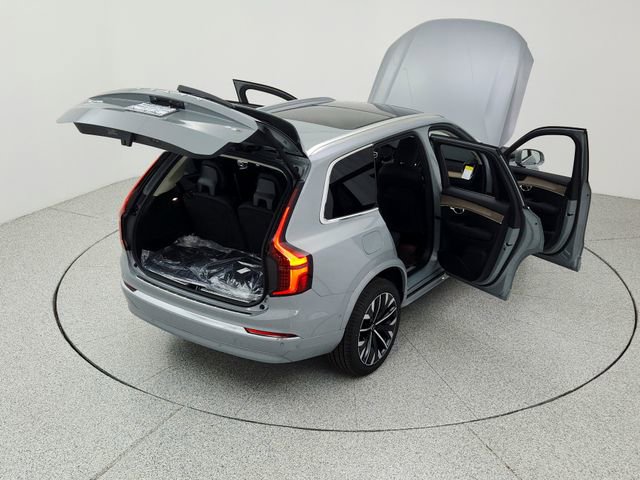 New 2026 Volvo XC90 B6 Plus w/ Protection Package Premier image 40