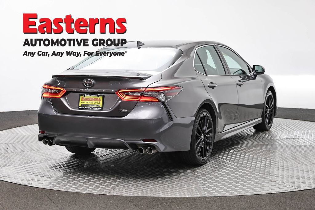 Used 2023 Toyota Camry XSE FWD image 5