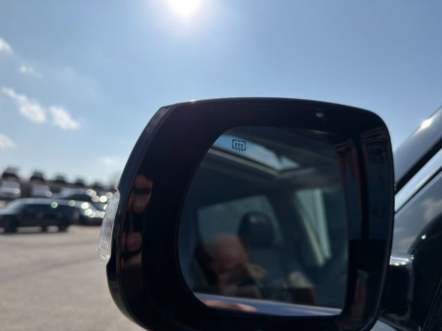 Used 2019 INFINITI QX60 Luxe w/ Essential Package image 13