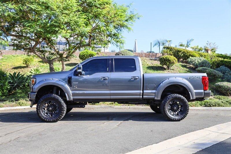 Used 2021 Ford F250 Lariat AWD/4WD image 2
