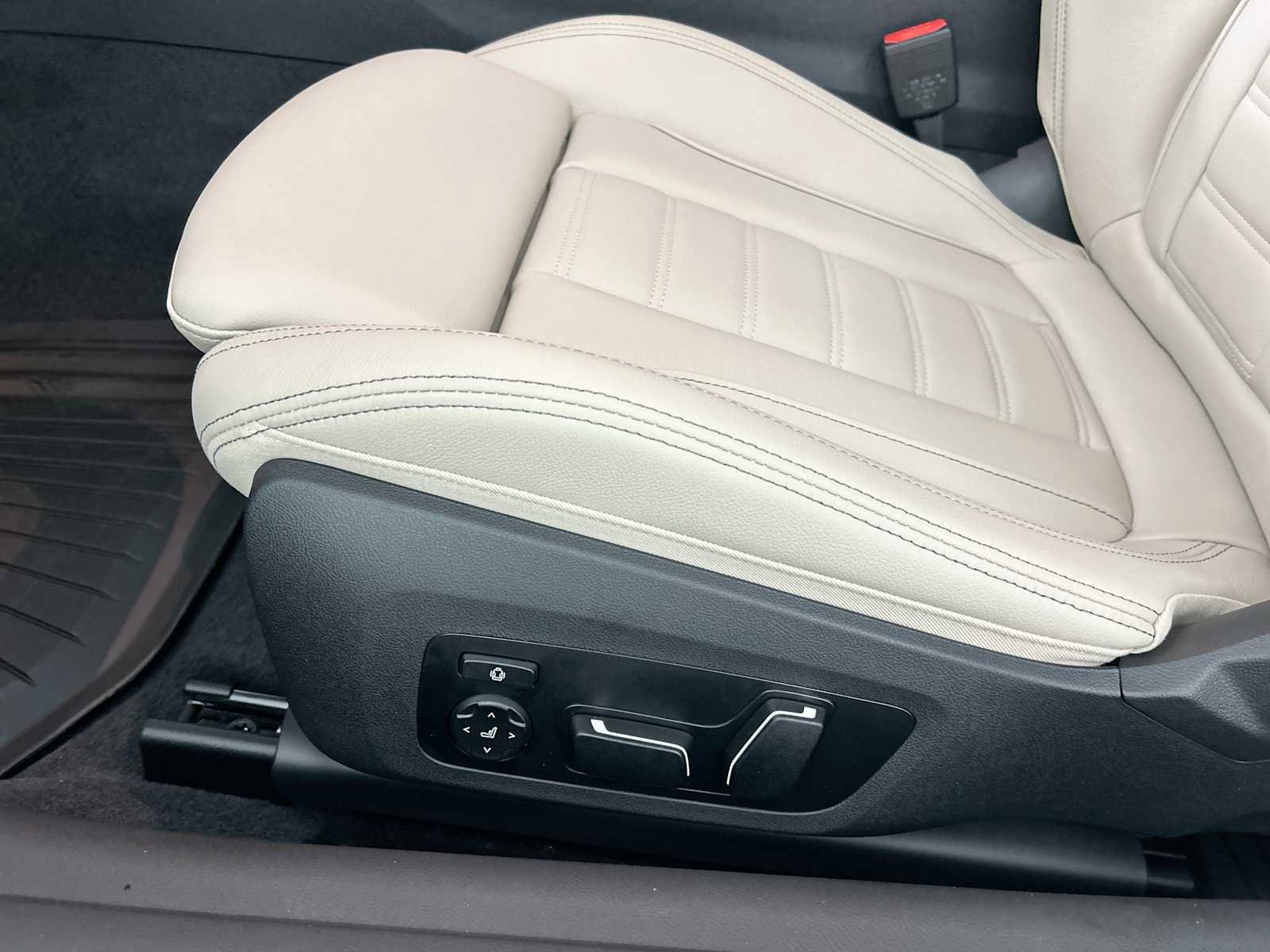 New 2026 BMW 440i xDrive M440i xDrive w/ Premium Package image 14