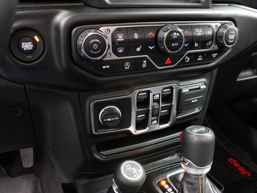 Used 2023 Jeep Wrangler Unlimited Sahara image 51