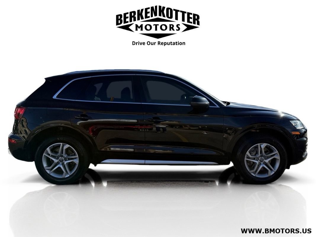 Used 2019 Audi Q5 2.0T Premium w/ Convenience Package image 2