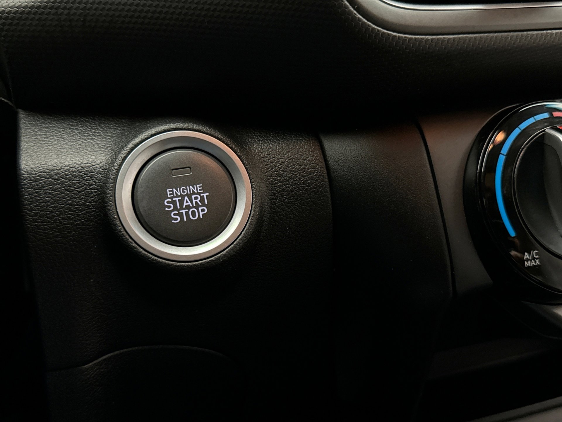 Used 2023 Hyundai Kona SEL image 19