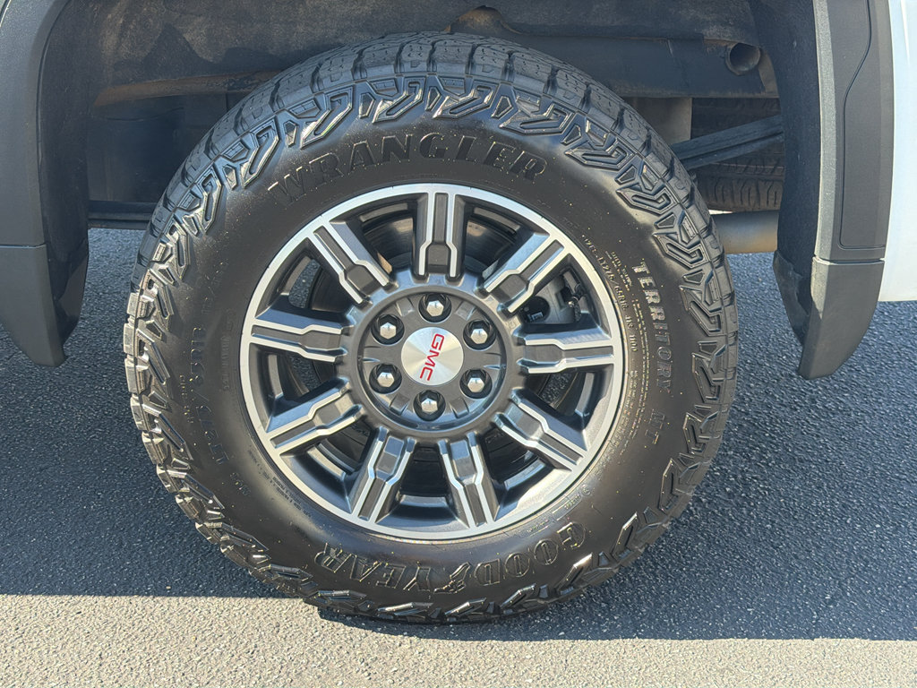 Used 2025 GMC Sierra 1500 AT4 AWD/4WD image 35