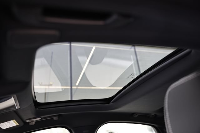 New 2024 Jaguar XF R-Dynamic SE AWD/4WD image 28