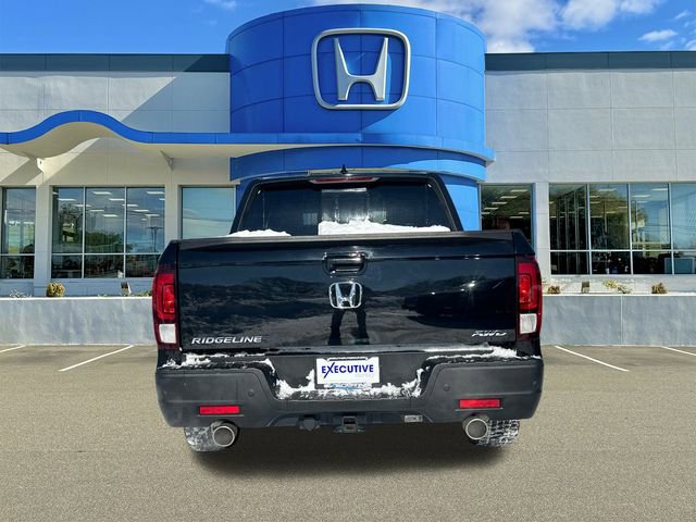 Used 2023 Honda Ridgeline Black Edition image 3