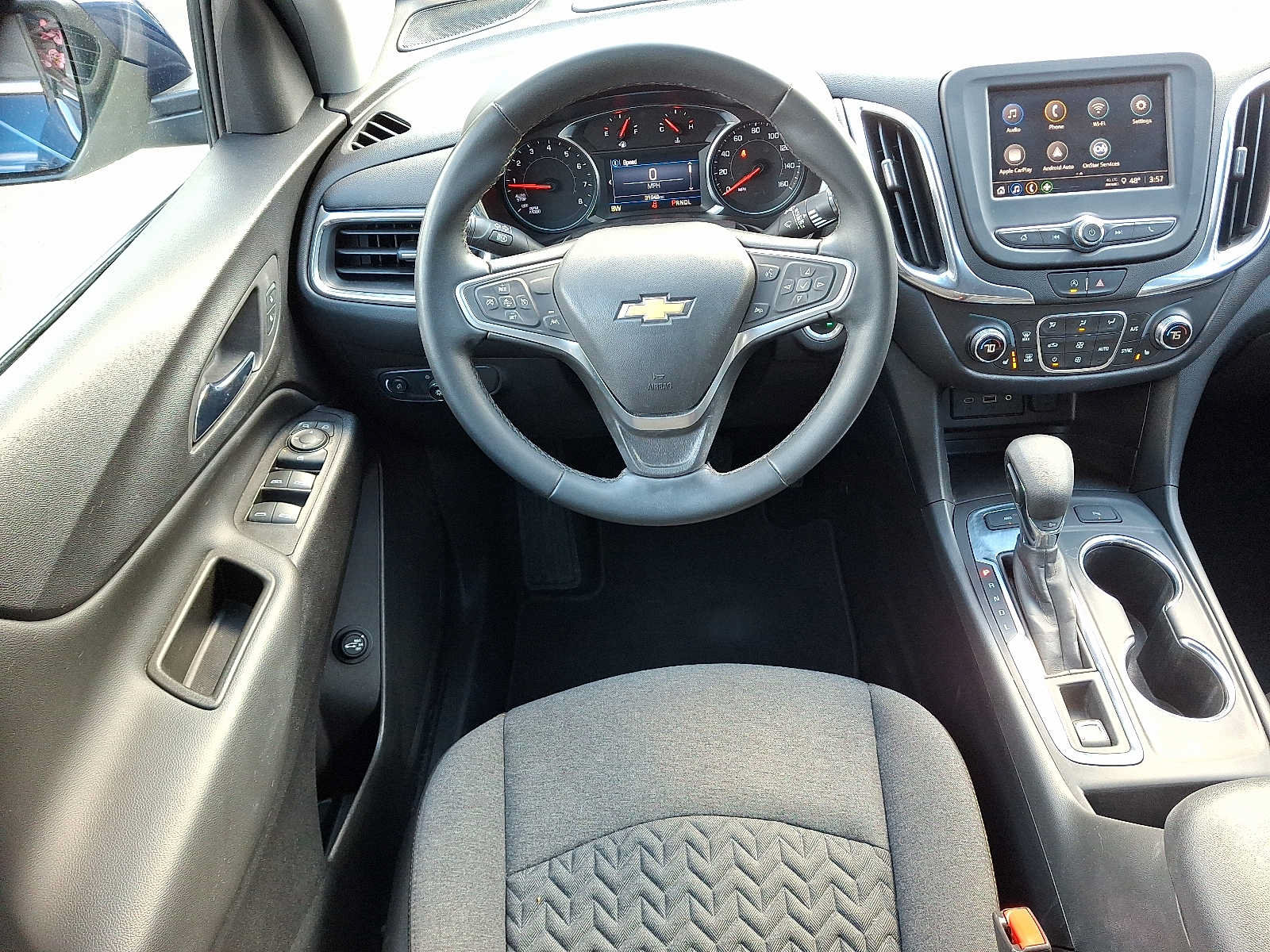 Used 2023 Chevrolet Equinox LT AWD/4WD image 11