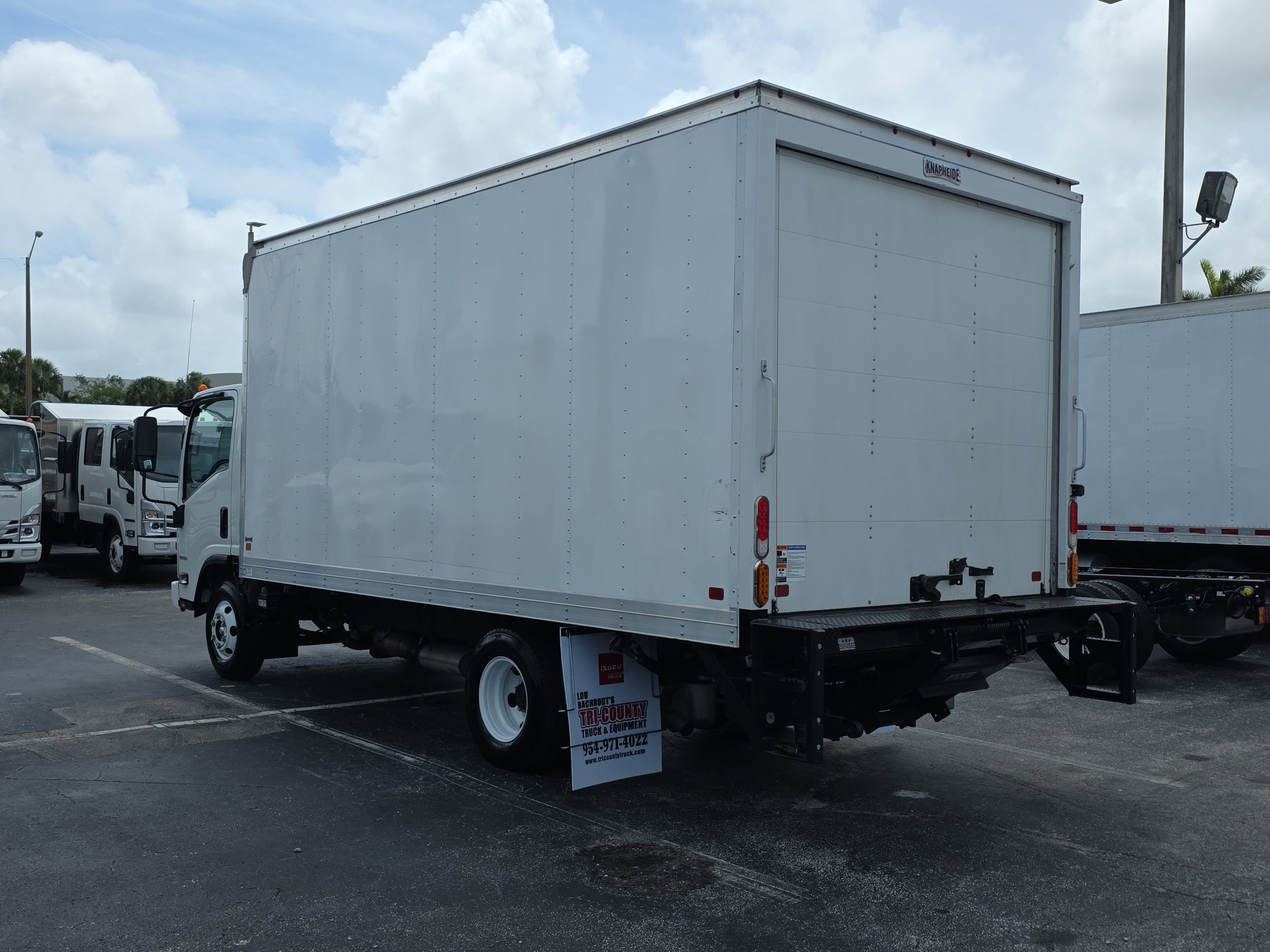Used 2024 Chevrolet Low Cab Forward RWD image 5
