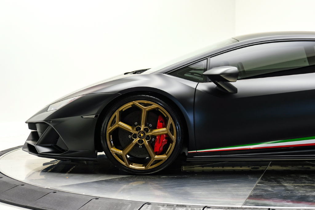 Used 2020 Lamborghini Huracan EVO AWD/4WD image 13