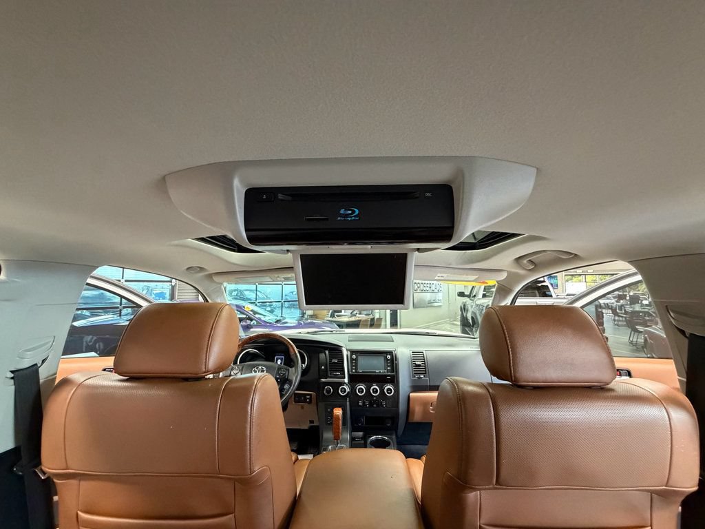 Used 2018 Toyota Sequoia Platinum AWD/4WD image 13