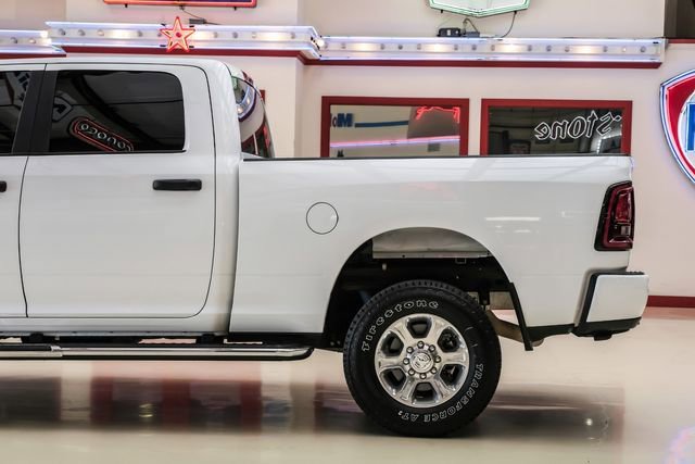 Used 2025 RAM 2500 Big Horn AWD/4WD image 14