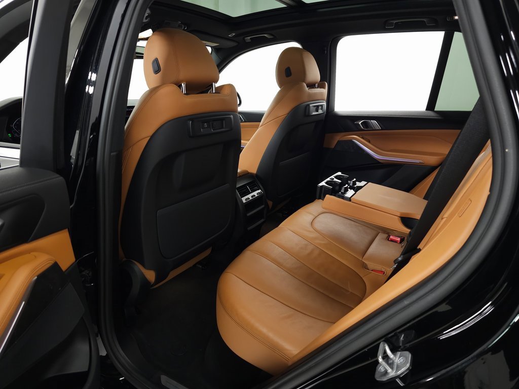 Used 2022 BMW X5 xDrive40i w/ Parking Assistance Package image 40