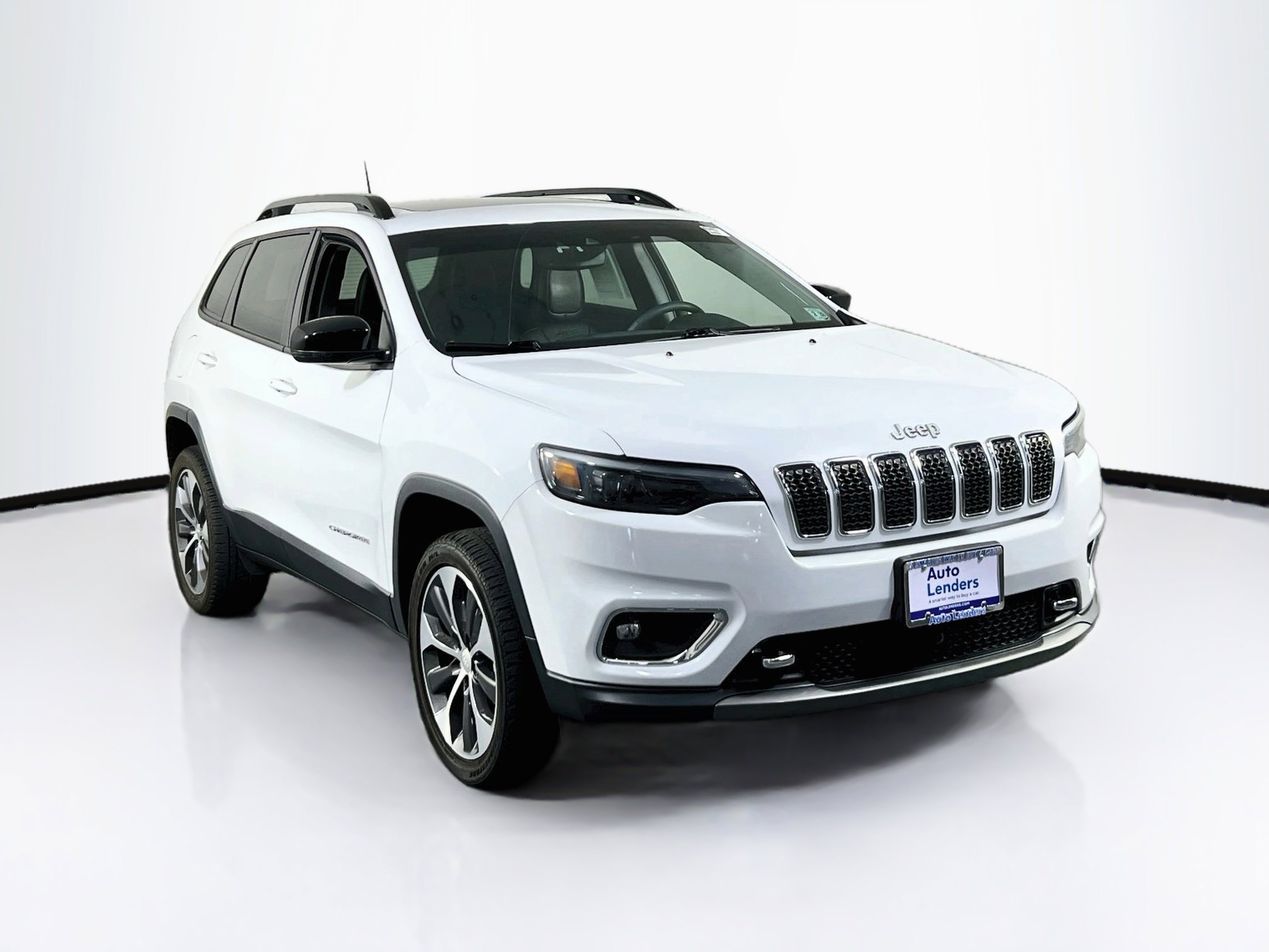 Used 2022 Jeep Cherokee Limited w/ Elite Package image 3
