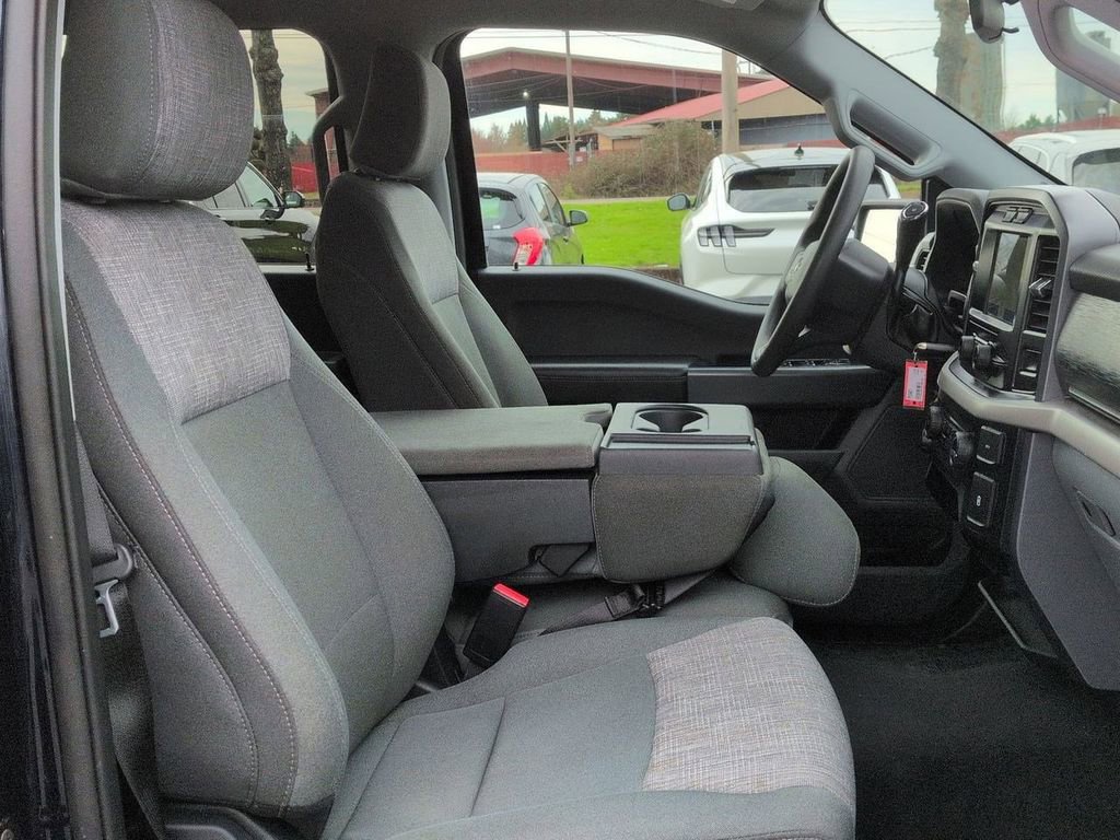 Used 2023 Ford F150 XLT AWD/4WD image 28