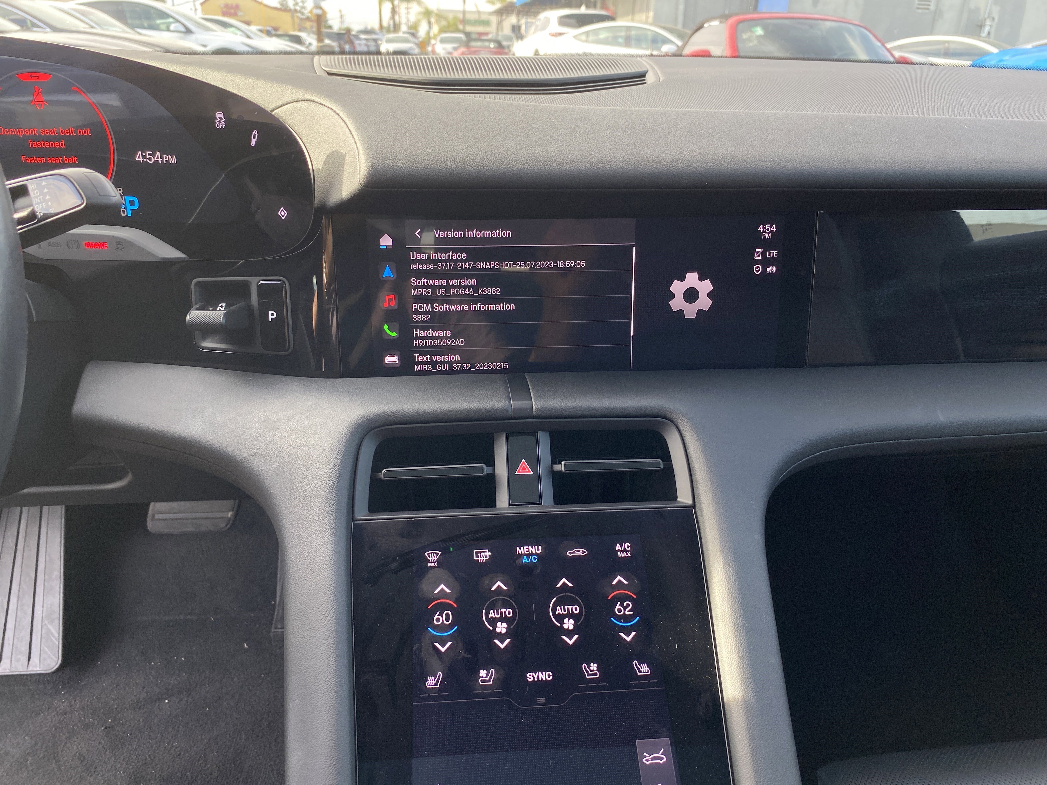 Used 2021 Porsche Taycan image 15