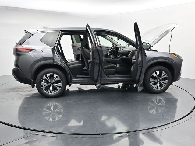 Used 2023 Nissan Rogue SV AWD/4WD image 38
