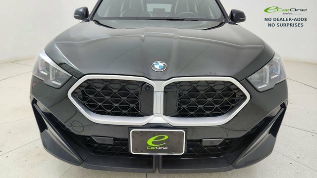 Used 2025 BMW X2 xDrive28i w/ Premium Package AWD/4WD image 8