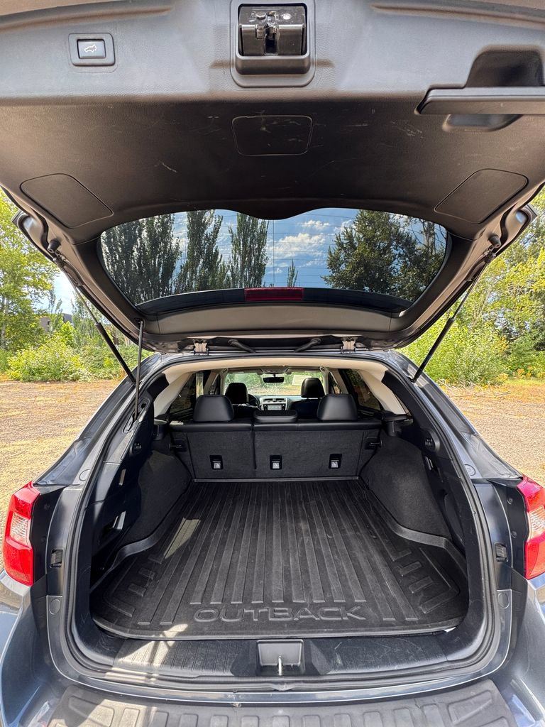 Used 2019 Subaru Outback 3.6R Limited AWD/4WD image 9