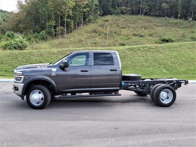 New 2026 RAM 4500 Tradesman w/ Chrome Appearance Group image 4