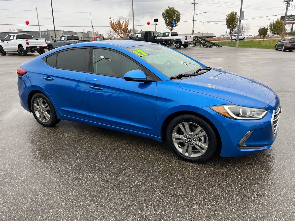 Used 2017 Hyundai Elantra SE w/ SE A/T Tech Package 03 image 9