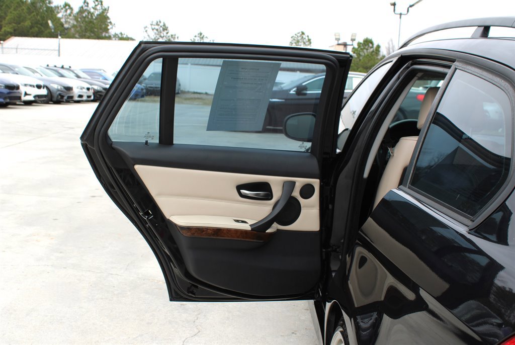 Used 2009 BMW 328i Wagon image 27