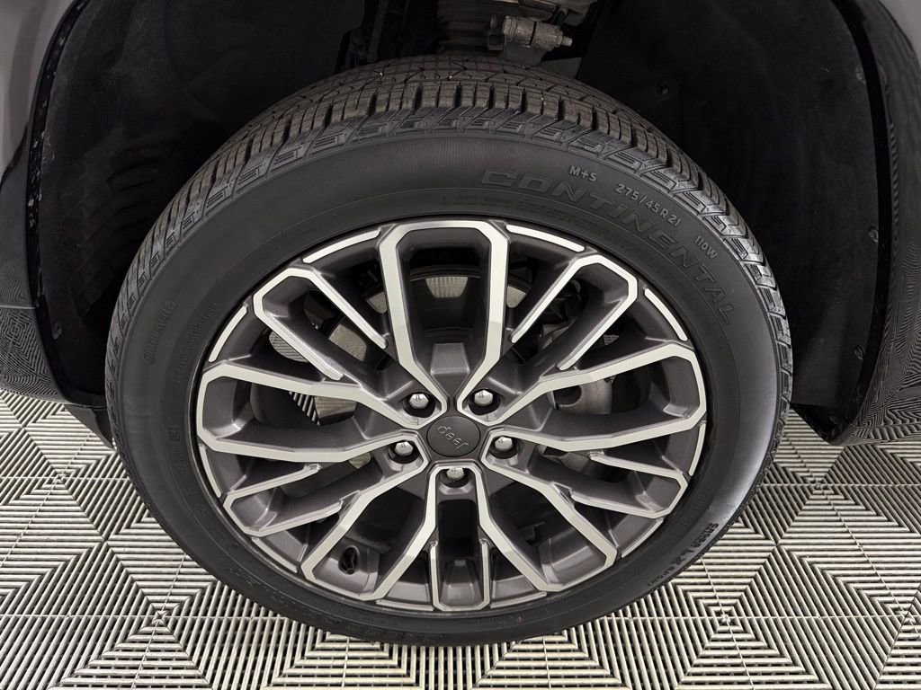 Certified 2024 Jeep Grand Cherokee L Summit AWD/4WD image 11