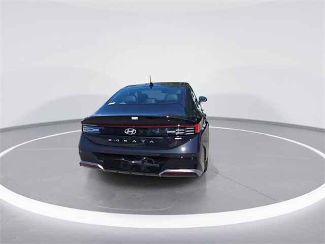 New 2025 Hyundai Sonata Limited image 8