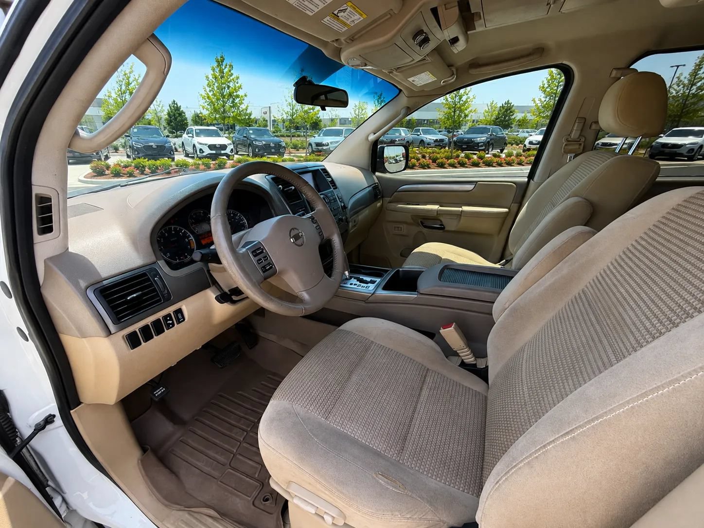 Used 2009 Nissan Armada SE RWD image 16