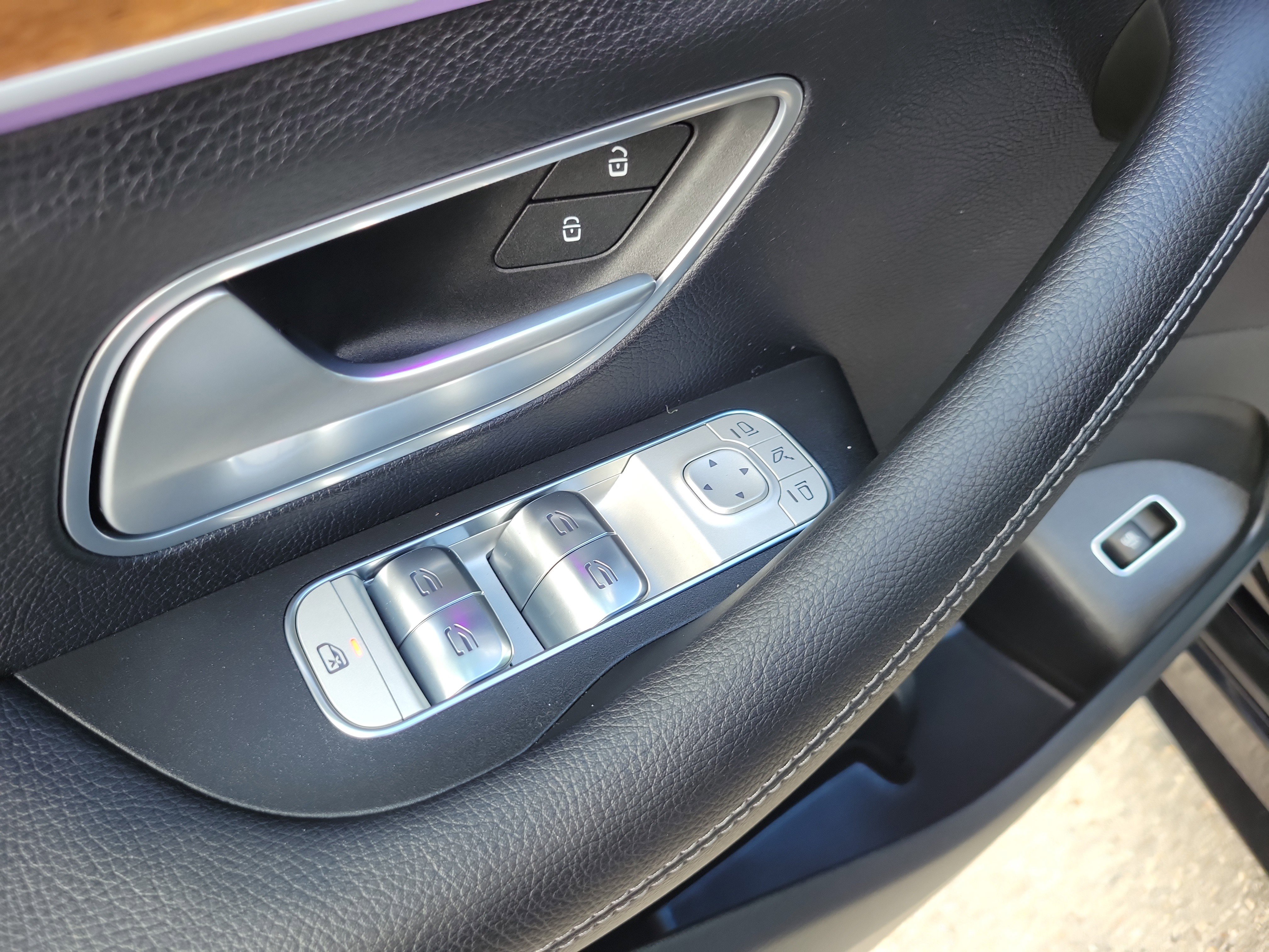 Used 2025 Mercedes-Benz GLE 580 4MATIC image 26