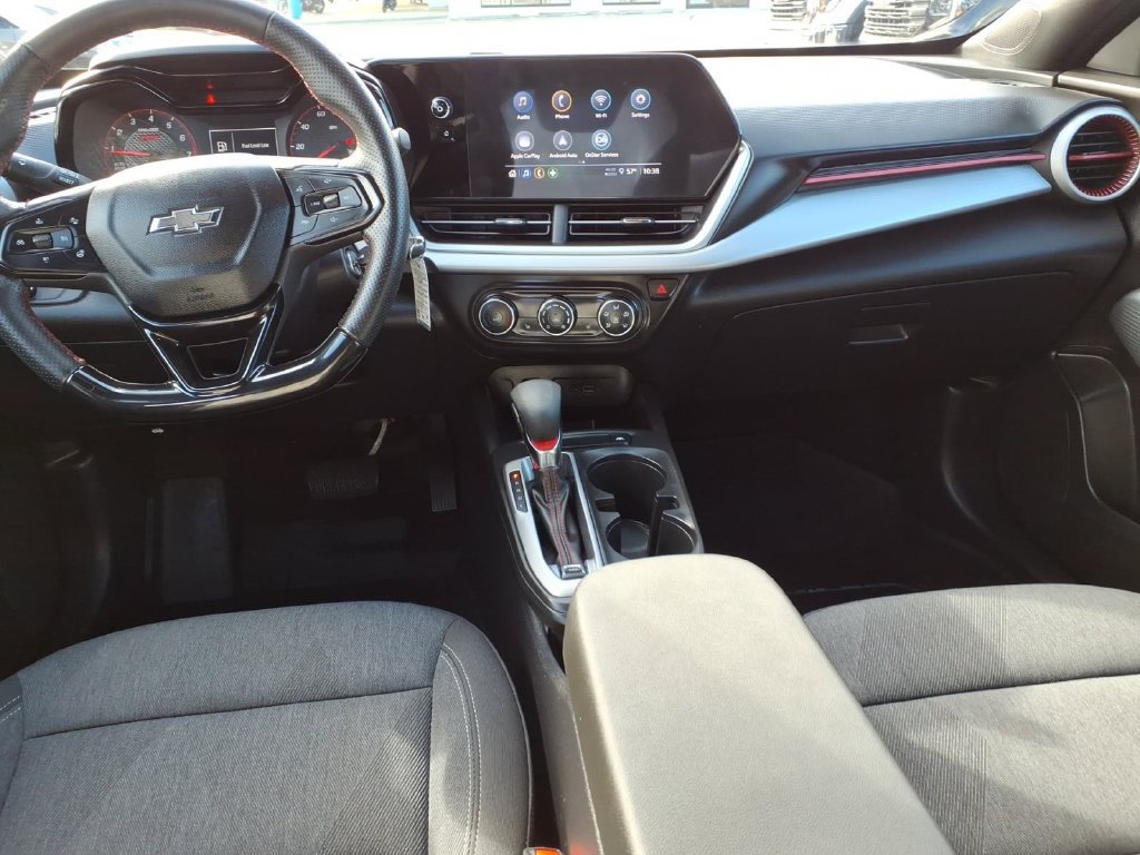 Used 2024 Chevrolet Trax RS FWD image 8