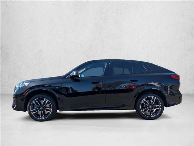 Used 2025 BMW X2 xDrive28i w/ Premium Package image 9