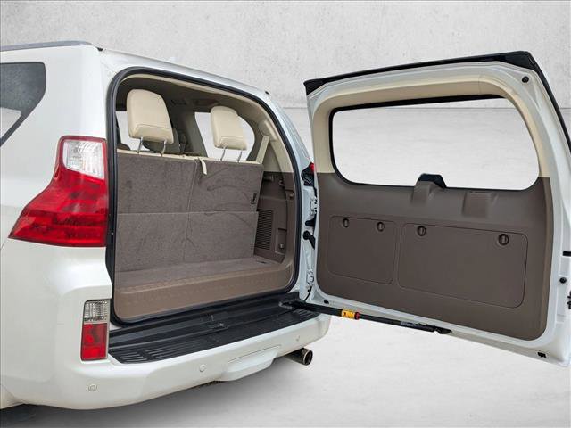 Used 2013 Lexus GX 460 w/ Comfort Plus Pkg image 21