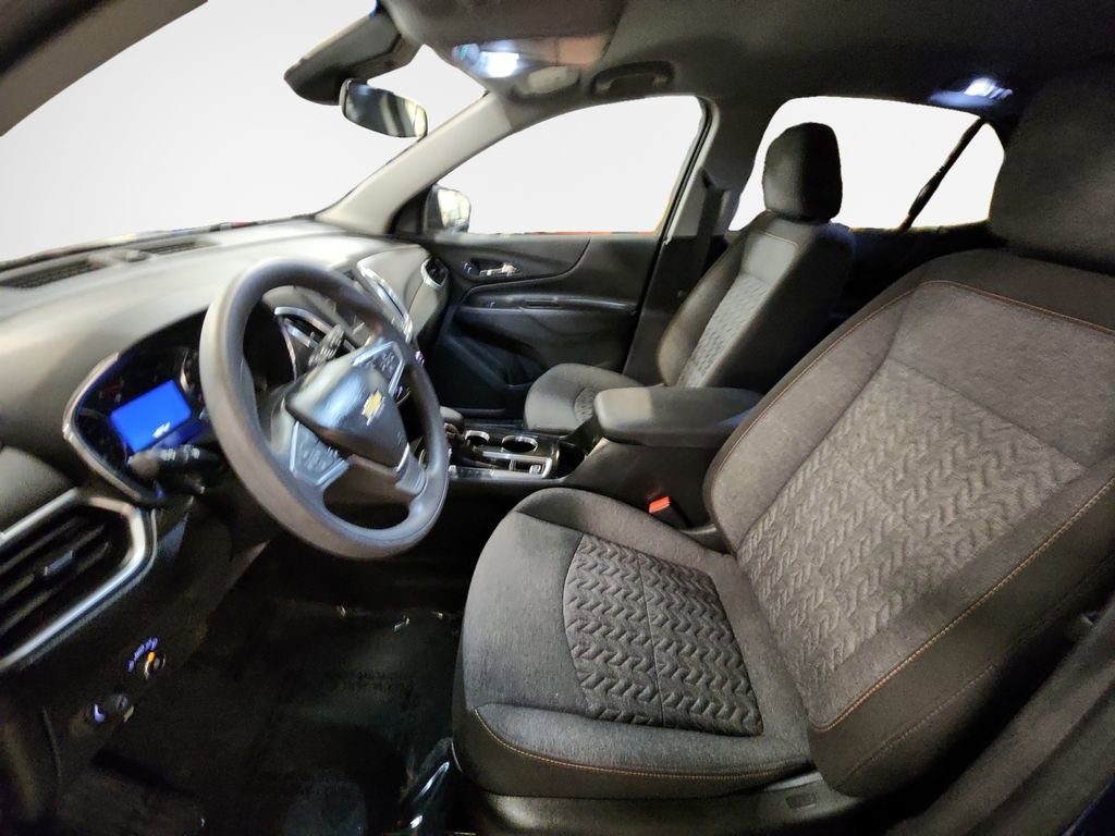 Used 2023 Chevrolet Equinox LT AWD/4WD image 12