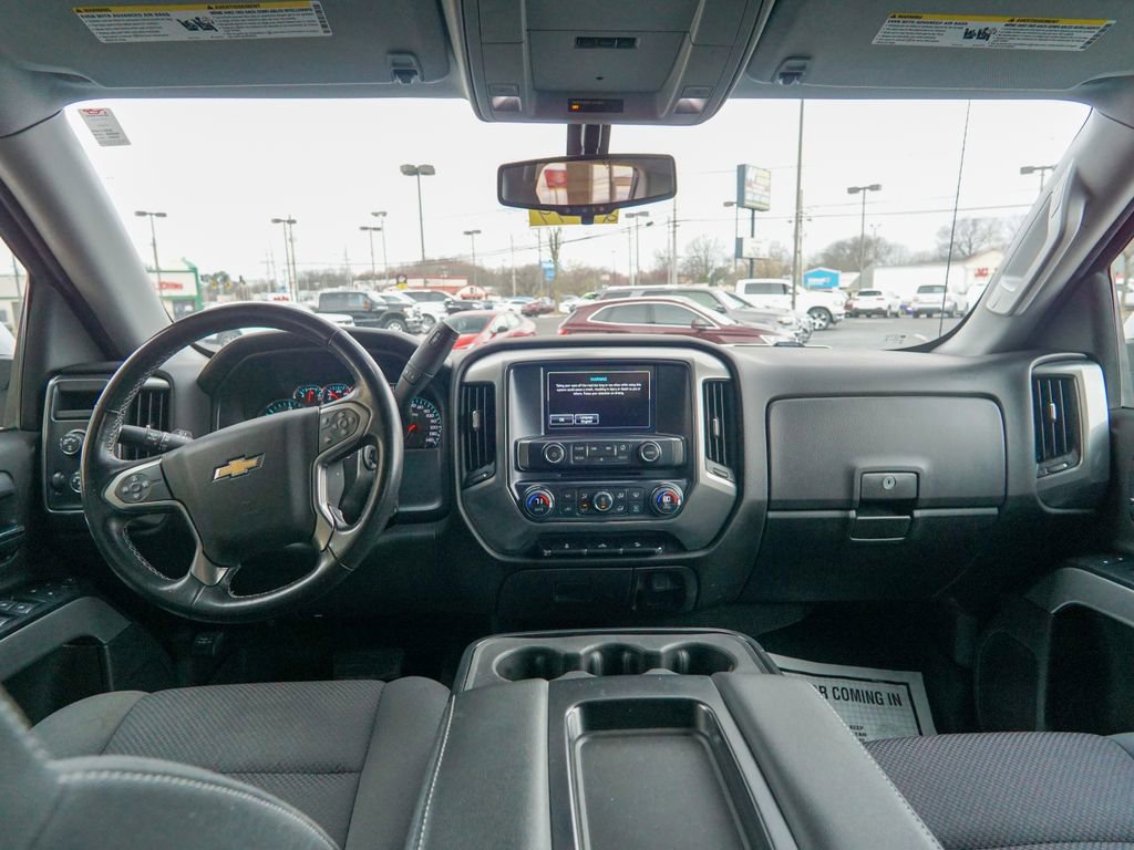 Used 2018 Chevrolet Silverado 1500 LT w/ Texas Edition image 13