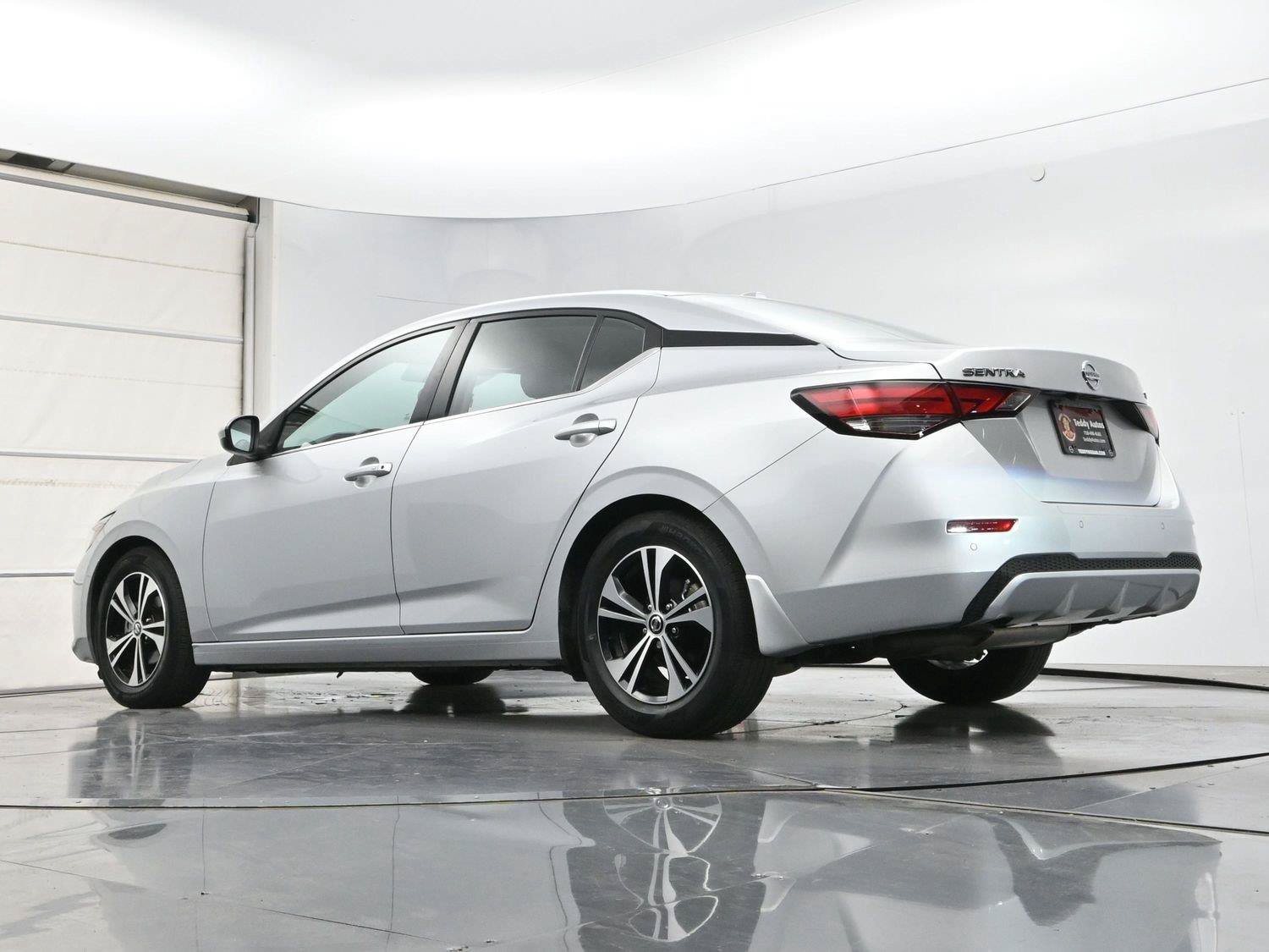 Used 2022 Nissan Sentra SV FWD image 29