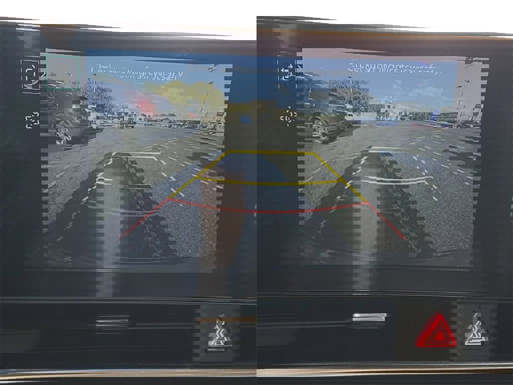 Used 2025 Kia Carnival EX image 16