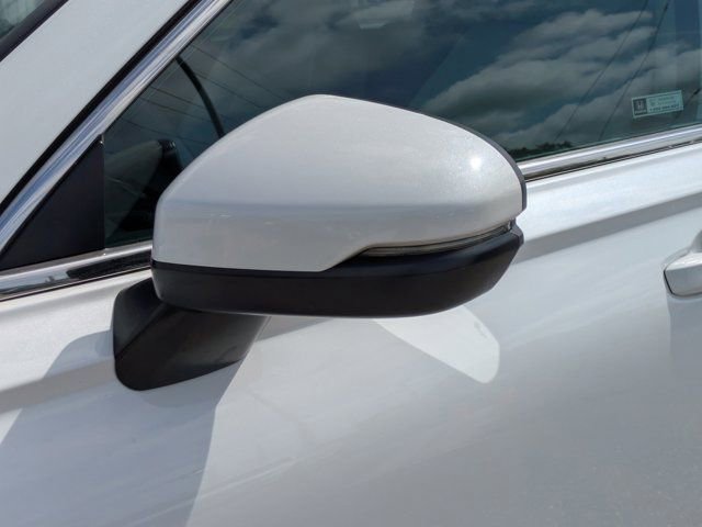 Used 2024 Honda CR-V EX-L image 12