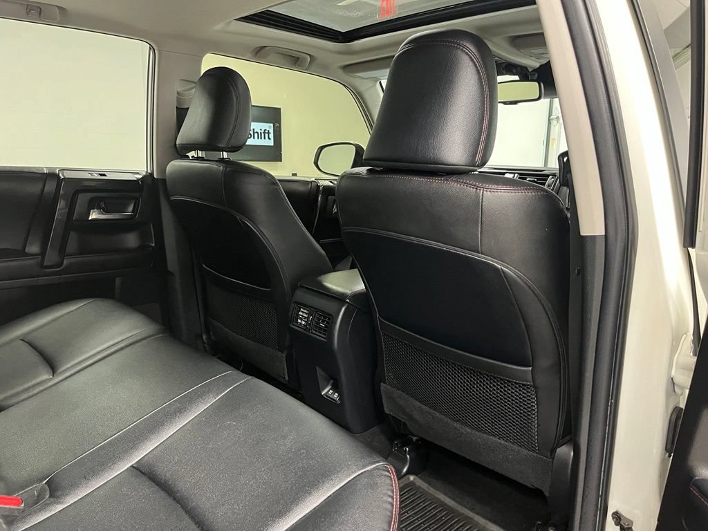 Used 2022 Toyota 4Runner TRD Off-Road Premium AWD/4WD image 52