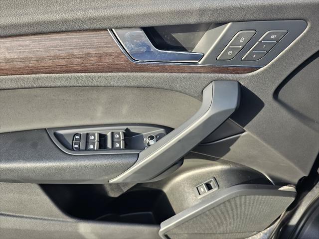 Used 2023 Audi Q5 2.0T Premium w/ Convenience Package AWD/4WD image 10